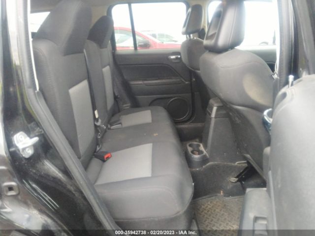 1J4FT28B59D105975 Jeep Patriot Sport