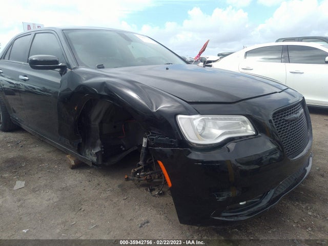 Chrysler 300 Limited 2015 2C3CCAAG9FH780675 Image 8