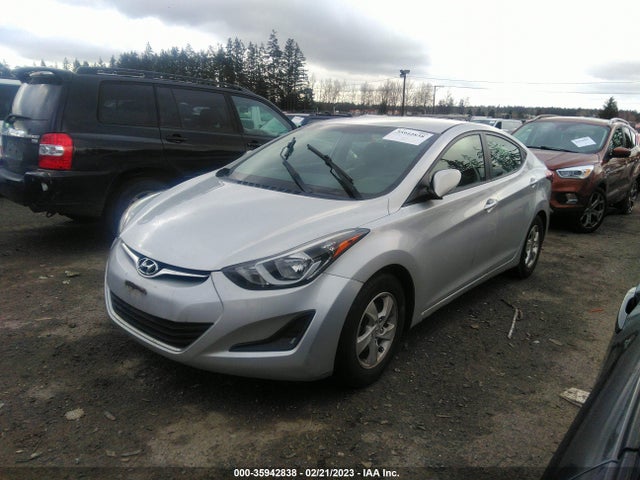Hyundai ELANTRA SE 2015 5NPDH4AE5FH641863 Image 2