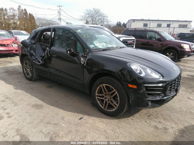 2018 Porsche Macan, VIN: WP1AA2A58JLB07464