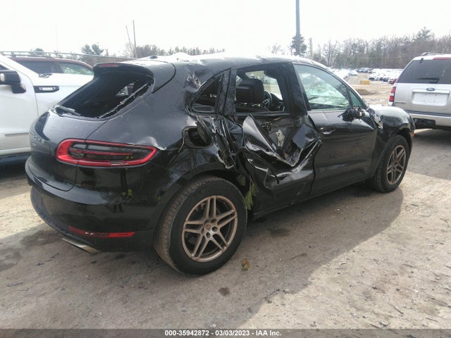 2018 Porsche Macan, VIN: WP1AA2A58JLB07464