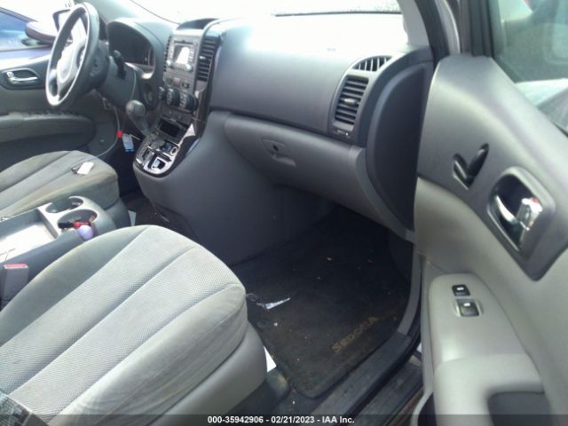 KNDMH4C79B6382846 KIA SEDONA EX
