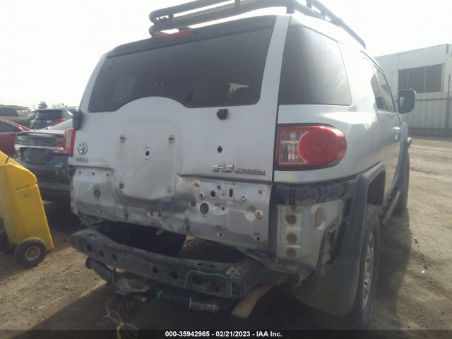 2007 TOYOTA FJ CRUISER VIN: JTEBU11F770089187
