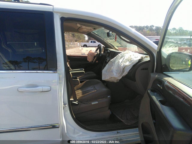 2C4RC1BG5ER246845 Chrysler Town & Country Touring