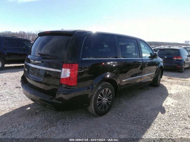 2C4RC1HG1ER132459 Chrysler Town & Country S