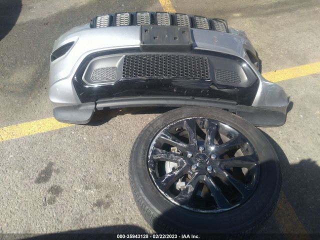 1C4RJEAGXKC805793 Jeep Grand Cherokee Altitude