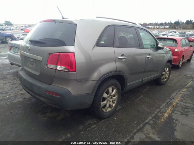 5XYKTDA29BG169549 KIA SORENTO LX