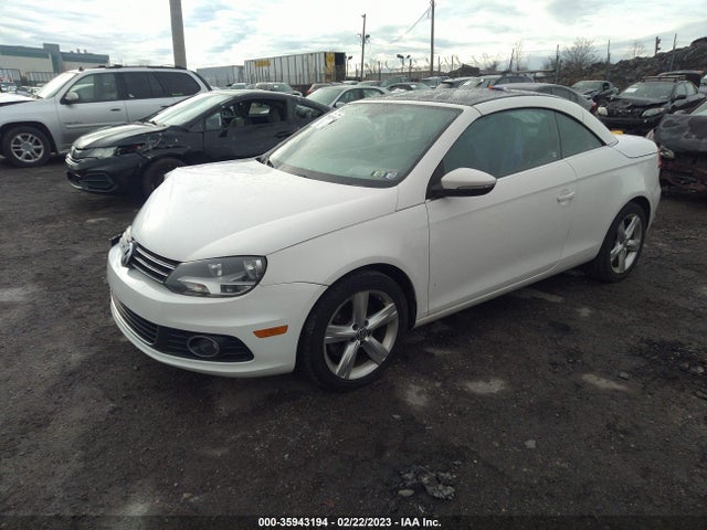 Volkswagen Eos Lux 2012 WVWFW7AH5CV004719 Image 2