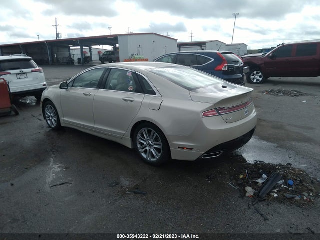2014 Lincoln MKZ, VIN: 3LN6L2LU3ER824931