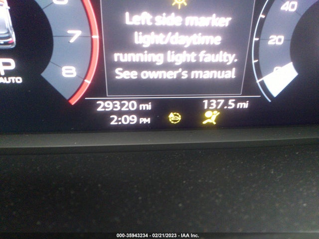 WA1AUCF39M1138772 Audi Q3 PREMIUM
