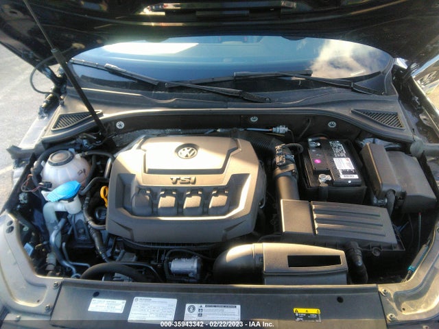 1VWLA7A34KC007530 Volkswagen Passat 2.0t Wolfsburg Edition