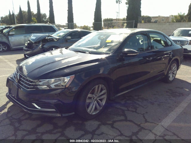 1VWLA7A34KC007530 Volkswagen Passat 2.0t Wolfsburg Edition