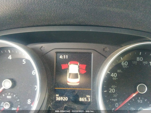 1VWLA7A34KC007530 Volkswagen Passat 2.0t Wolfsburg Edition