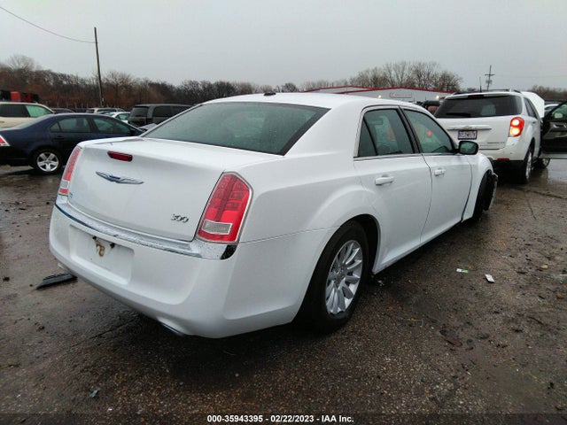 Chrysler 300 2014 2C3CCAAG9EH378833 Image 4