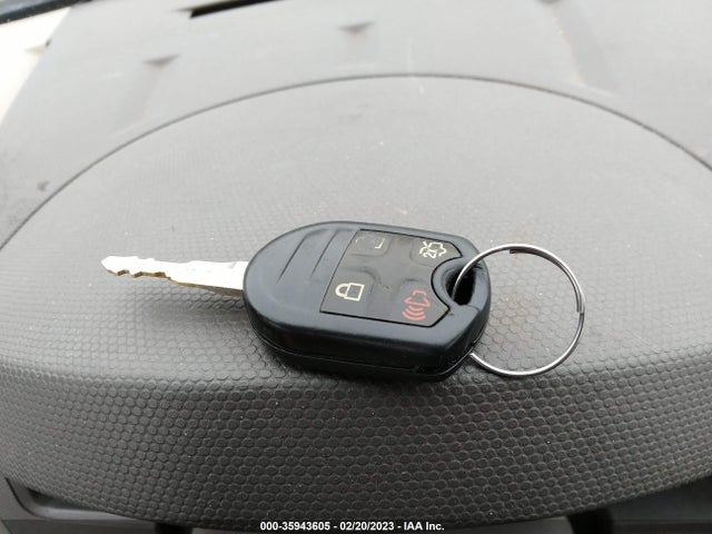 2011 FORD ESCAPE XLS VIN: 1FMCU0C7XBKA50868