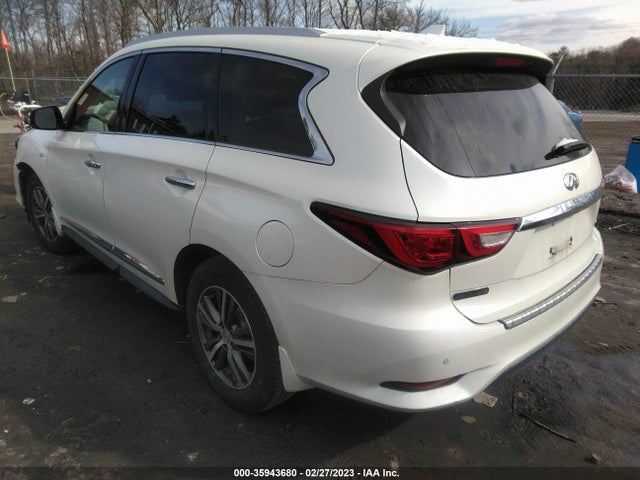 2016 Infiniti QX60, VIN: 5N1AL0MM3GC526667