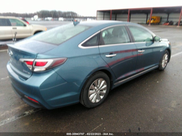 2016 Hyundai Sonata, VIN: KMHE24L12GA023484