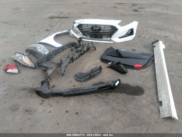 Hyundai SONATA SE 2018 5NPE24AF9JH621297 Image 4