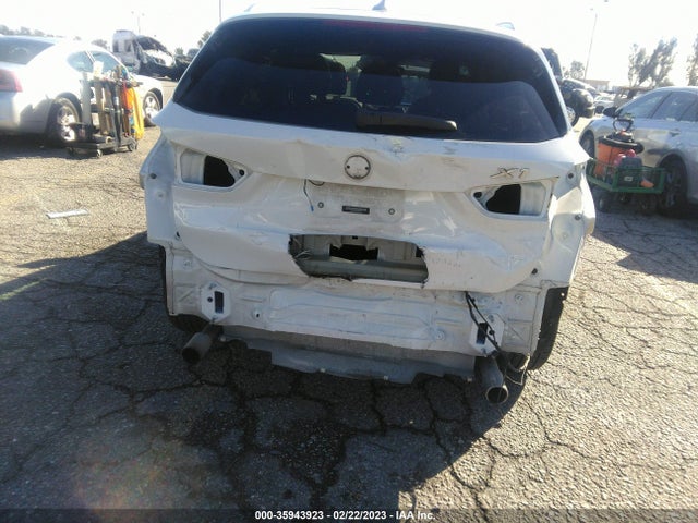 2016 BMW X1, VIN: WBXHT3C38GP889975