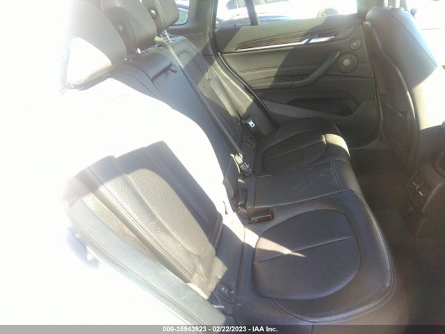 2016 BMW X1, VIN: WBXHT3C38GP889975