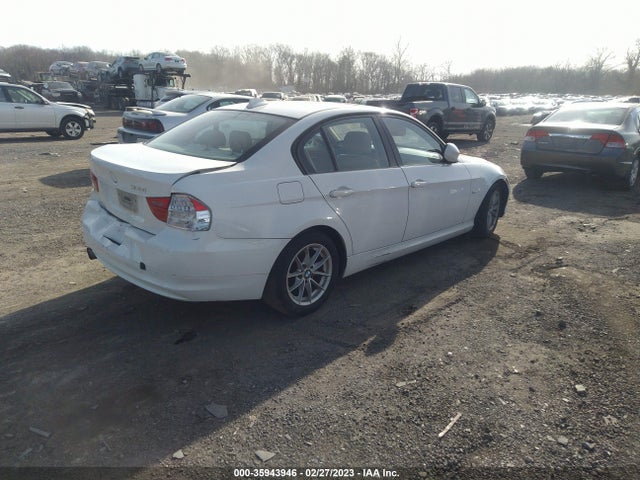 BMW 3 Series 328i 2010 WBAPH5C58AA440021 Image 4