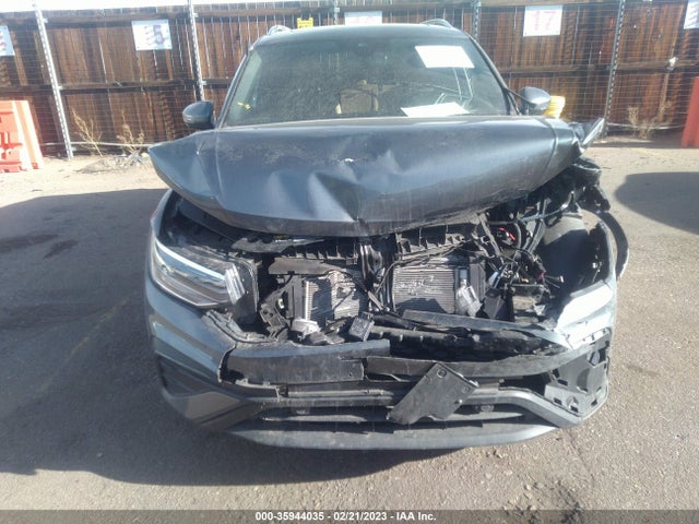3VV2B7AX6NM160011 Volkswagen TIGUAN SE