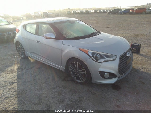 2016 Hyundai Veloster, VIN: KMHTC6AE3GU291867
