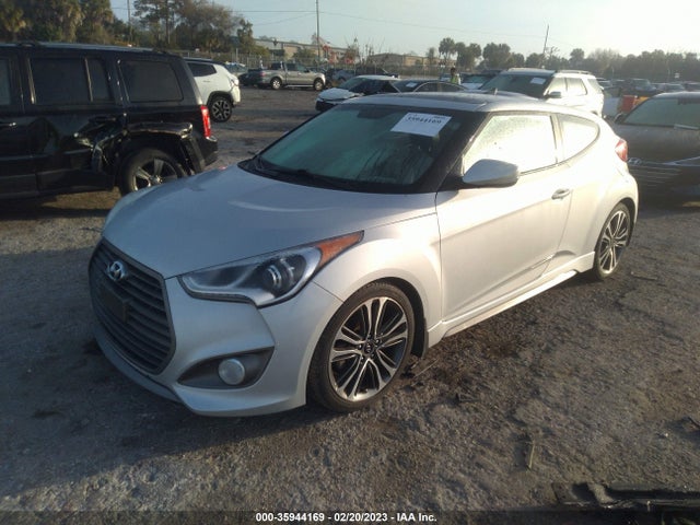 2016 Hyundai Veloster, VIN: KMHTC6AE3GU291867