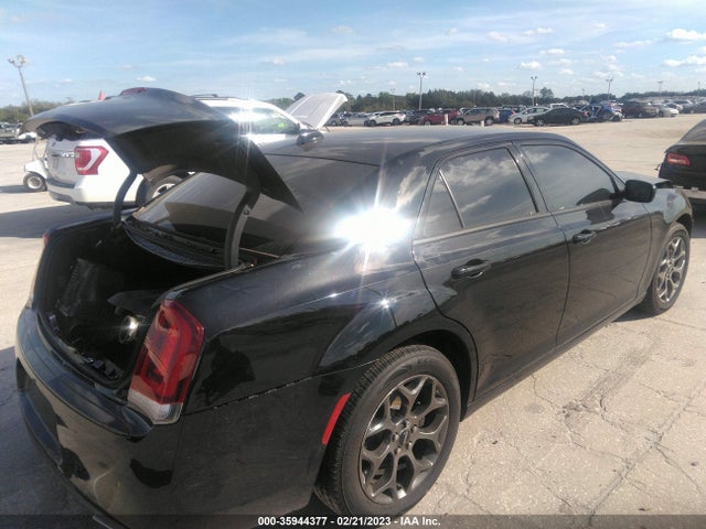 2C3CCARG4JH309210 Chrysler 300 Touring