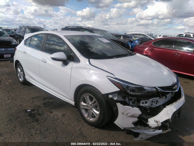 2018 3G1BE6SM1JS654179 main image