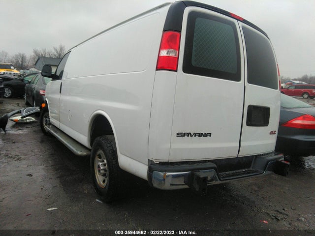 2017 GMC Savana, VIN: 1GTW7AFF4H1908996