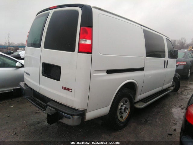 2017 GMC Savana, VIN: 1GTW7AFF4H1908996