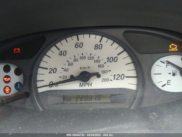 2001 TOYOTA ECHO VIN: JTDBT123510186973
