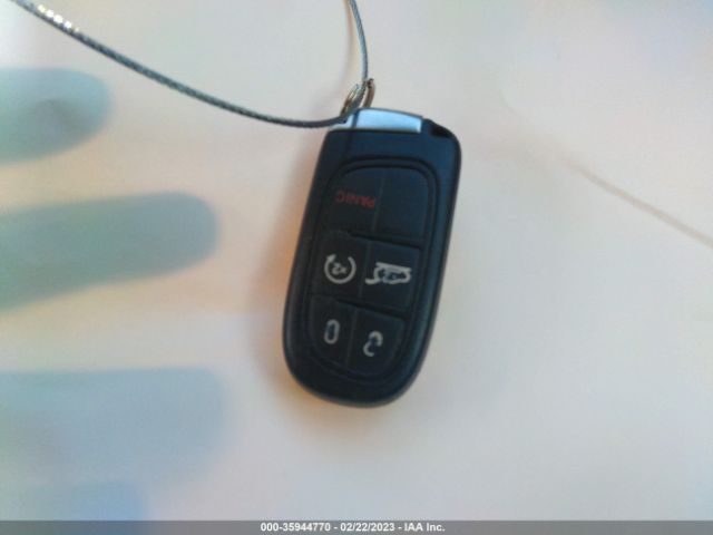 1C4PJLCB5EW298916 Jeep Cherokee Latitude