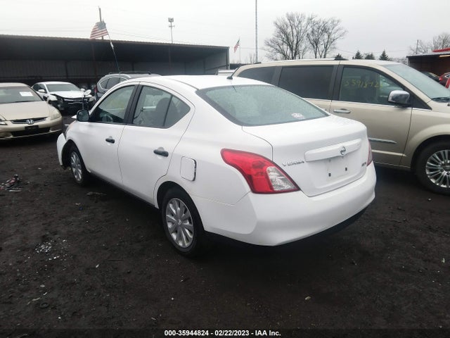 Nissan VERSA S 2014 3N1CN7AP4EL851802 Image 3