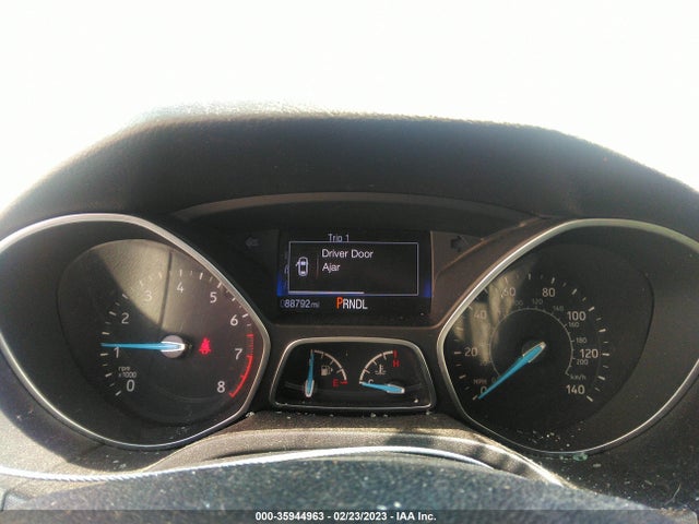 2016 Ford Focus, VIN: 1FADP3E29GL232751