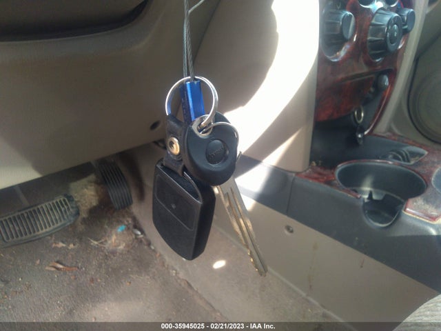 2004 HYUNDAI SANTA FE VIN: KM8SB12B84U684765