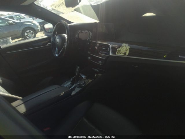 WBAJA5C30HG896921 BMW 5 Series 530i