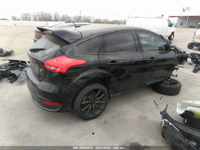 Ford FOCUS ST 2017 1FADP3L93HL290033 Image 6