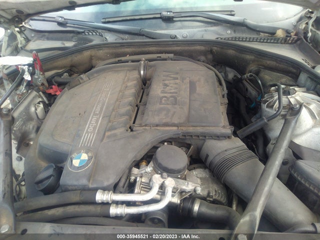 BMW 5 Series 535i 2012 WBAFR7C55CC808229 Image 11