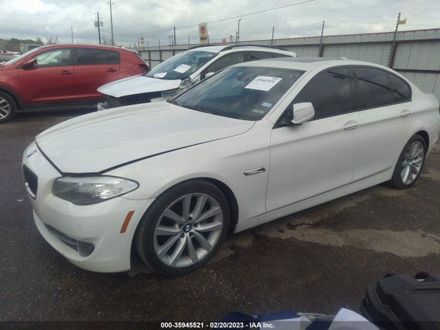 BMW 5 Series 535i 2012 WBAFR7C55CC808229 Image 2
