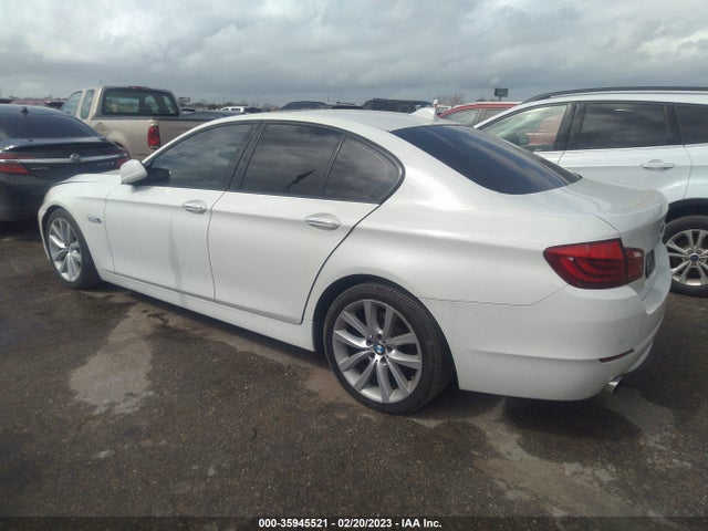 BMW 5 Series 535i 2012 WBAFR7C55CC808229 Image 4