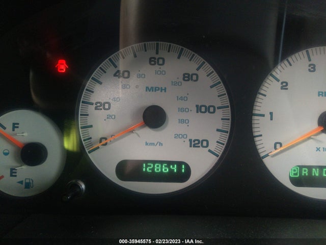 1C4GJ45G61B114311 Chrysler Voyager Lx