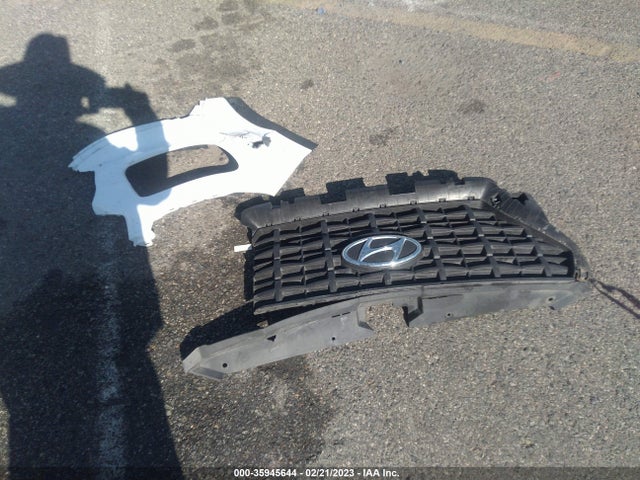 2021 HYUNDAI VENUE SE VIN: KMHRB8A39MU116039