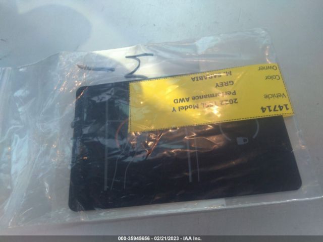 7SAYGDEF7NF552822 Tesla Model Y