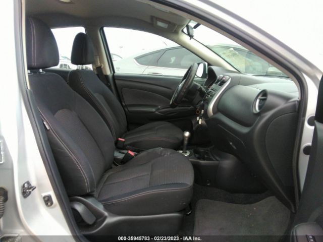 3N1CN7AP7EL810368 Nissan VERSA SV