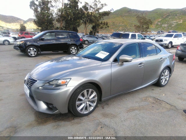 Lexus IS 200T 2016 JTHBA1D27G5032236 Image 2