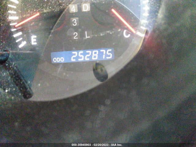 2004 LEXUS ES 330 VIN: JTHBA30G945010893