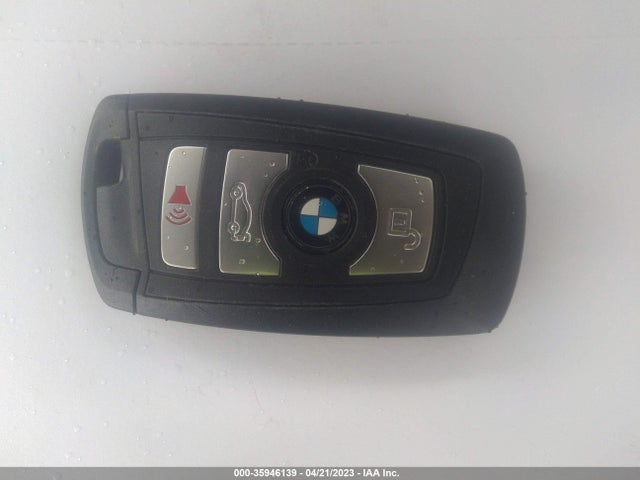 BMW 5 Series 535i 2016 WBA5B1C50GG554330 Image 11