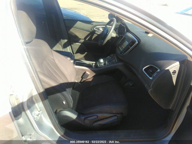 2016 Chrysler 200, VIN: 1C3CCCAB9GN132293